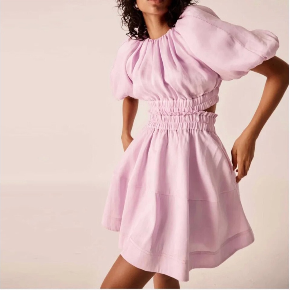Pink cutout dres